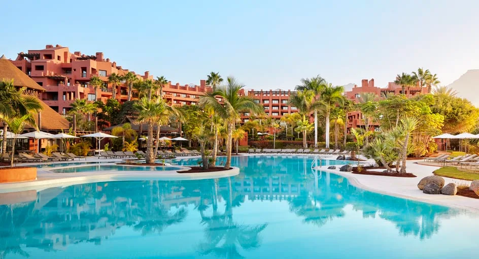 Tivoli La Caleta Tenerife Resort · Saltwater pool