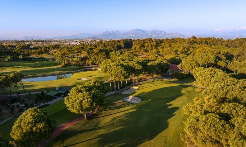 National Golf Club · course view