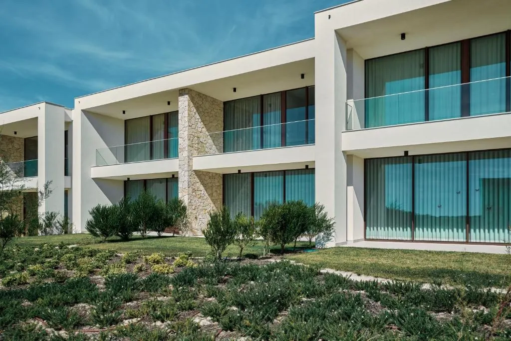 West Cliffs · townhouse accommodation